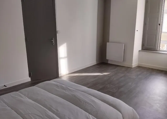 Petite Maison De Centre Hébergement de vacances Ernée