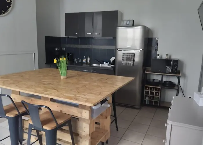 Hébergement de vacances Petite Maison De Centre *